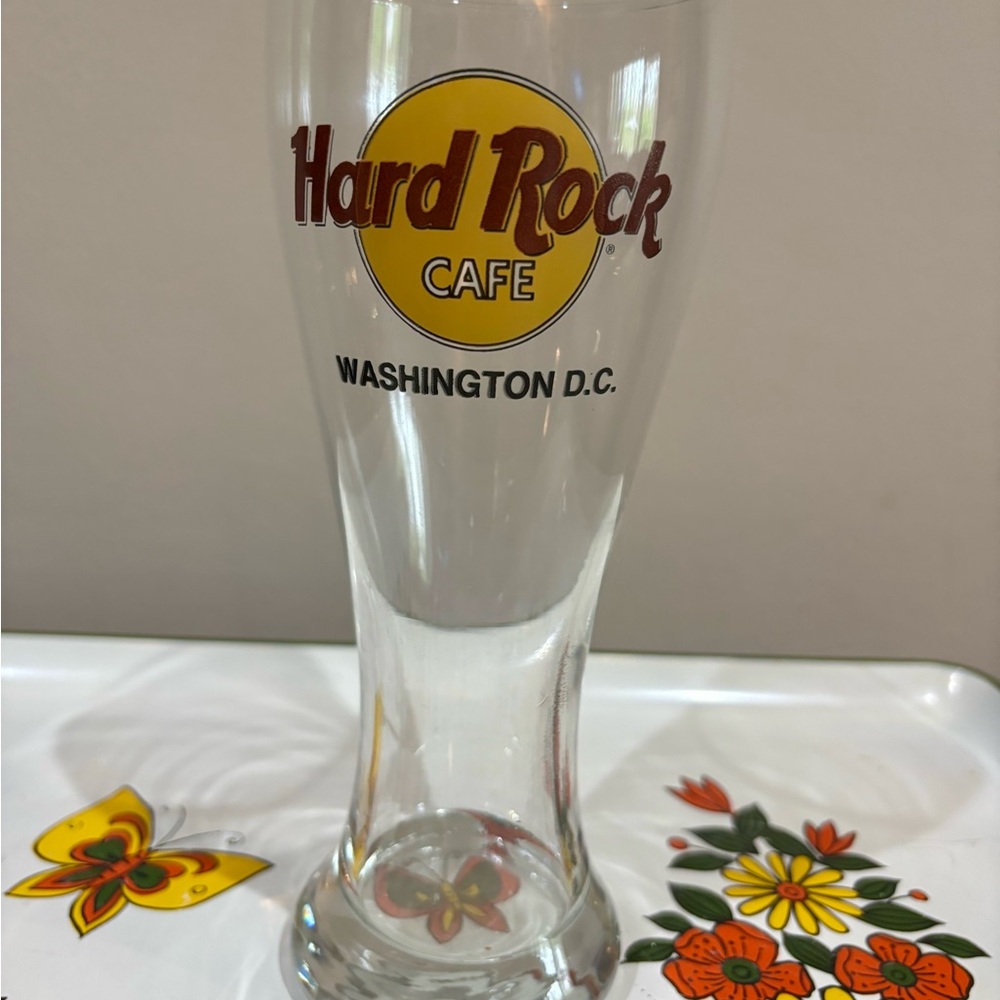 Hard Rock Cafe Clear Pint Glasses with Yellow and Brown Logo (Set) - Picture 3 of 9